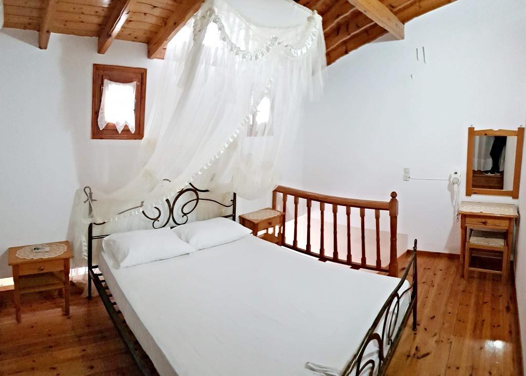 Hotel Mando มาราโธคามปอส ภายนอก รูปภาพ